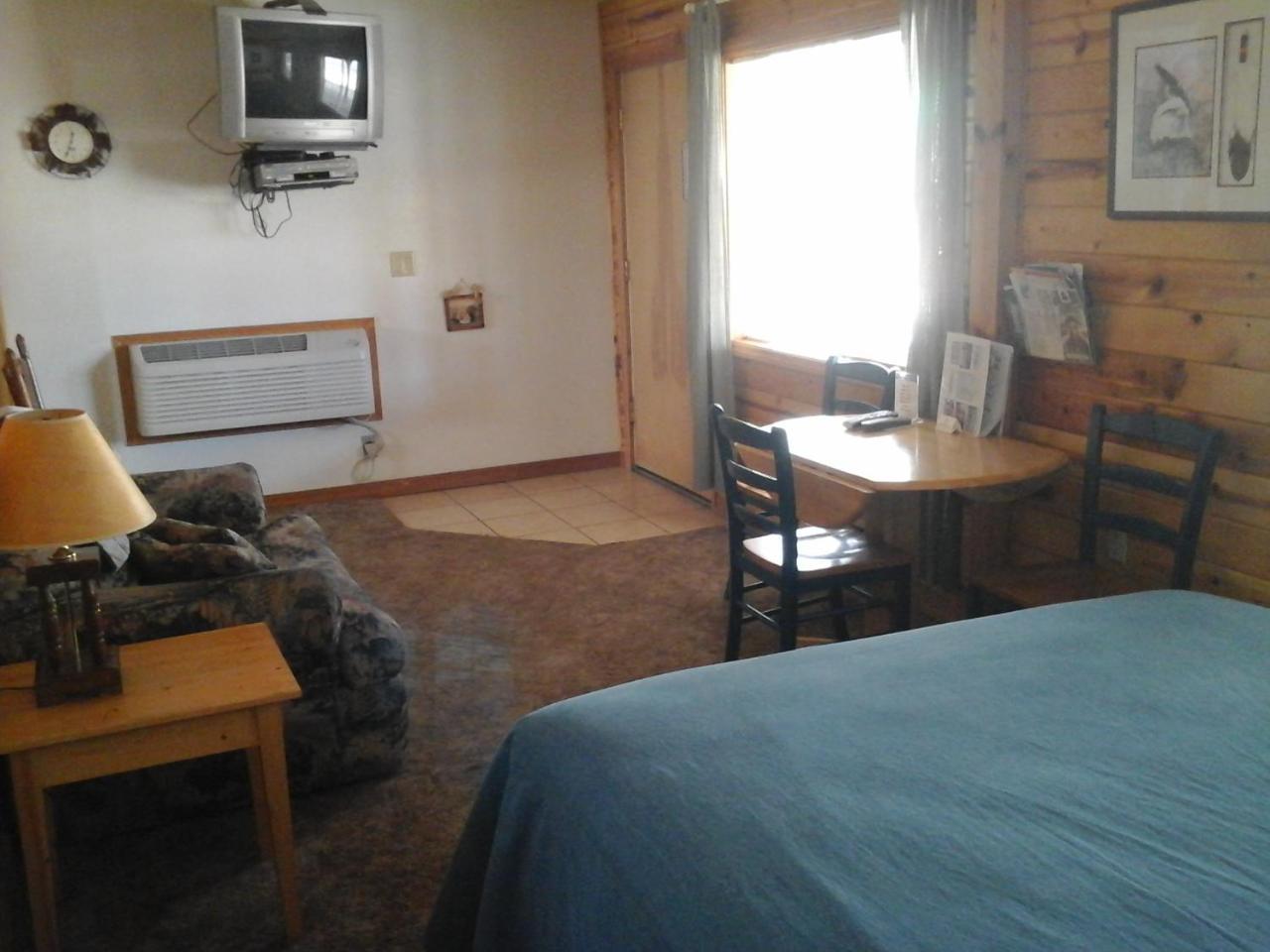 River Bend Motel Llc Spray Екстериор снимка