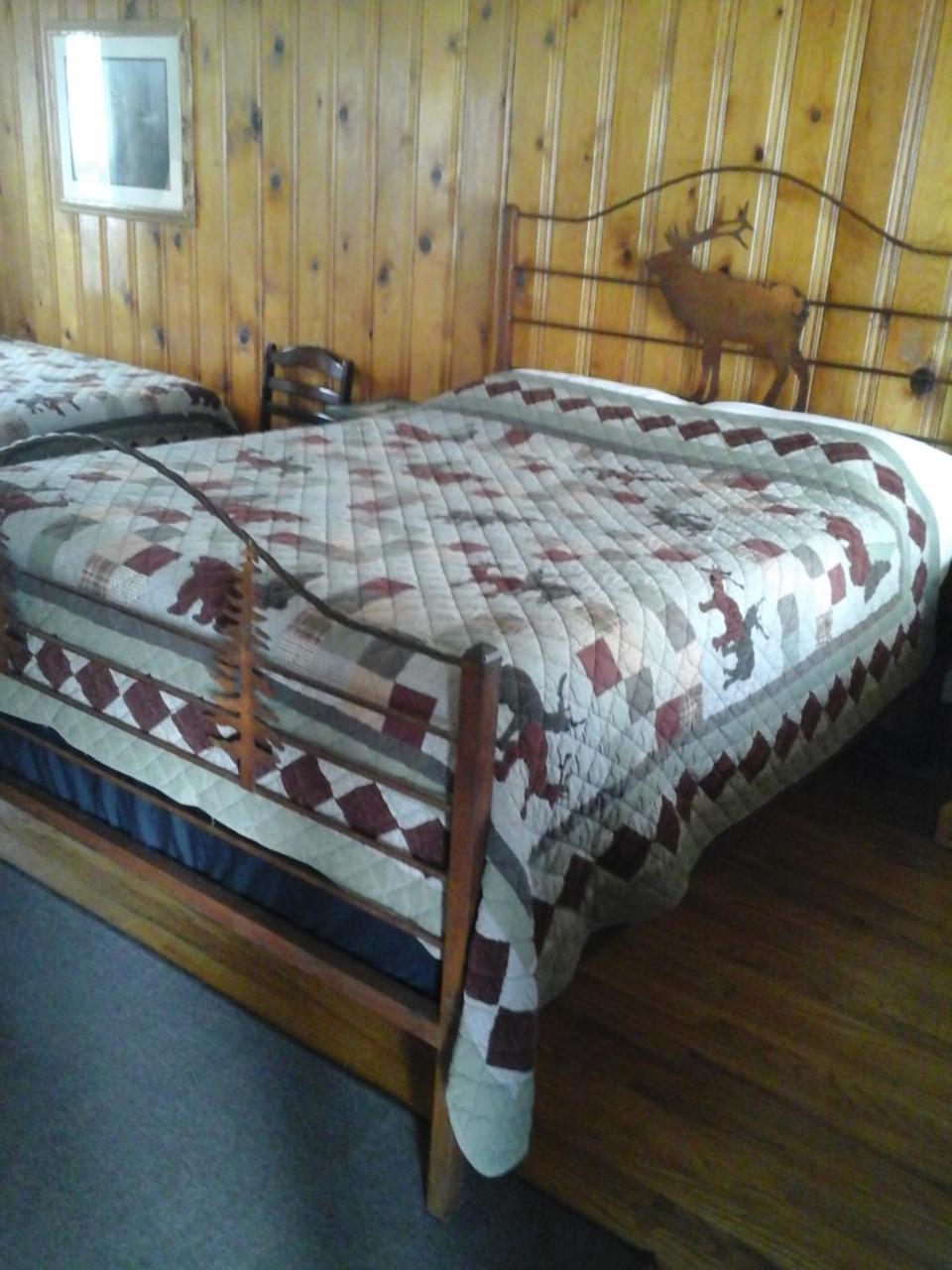 River Bend Motel Llc Spray Екстериор снимка