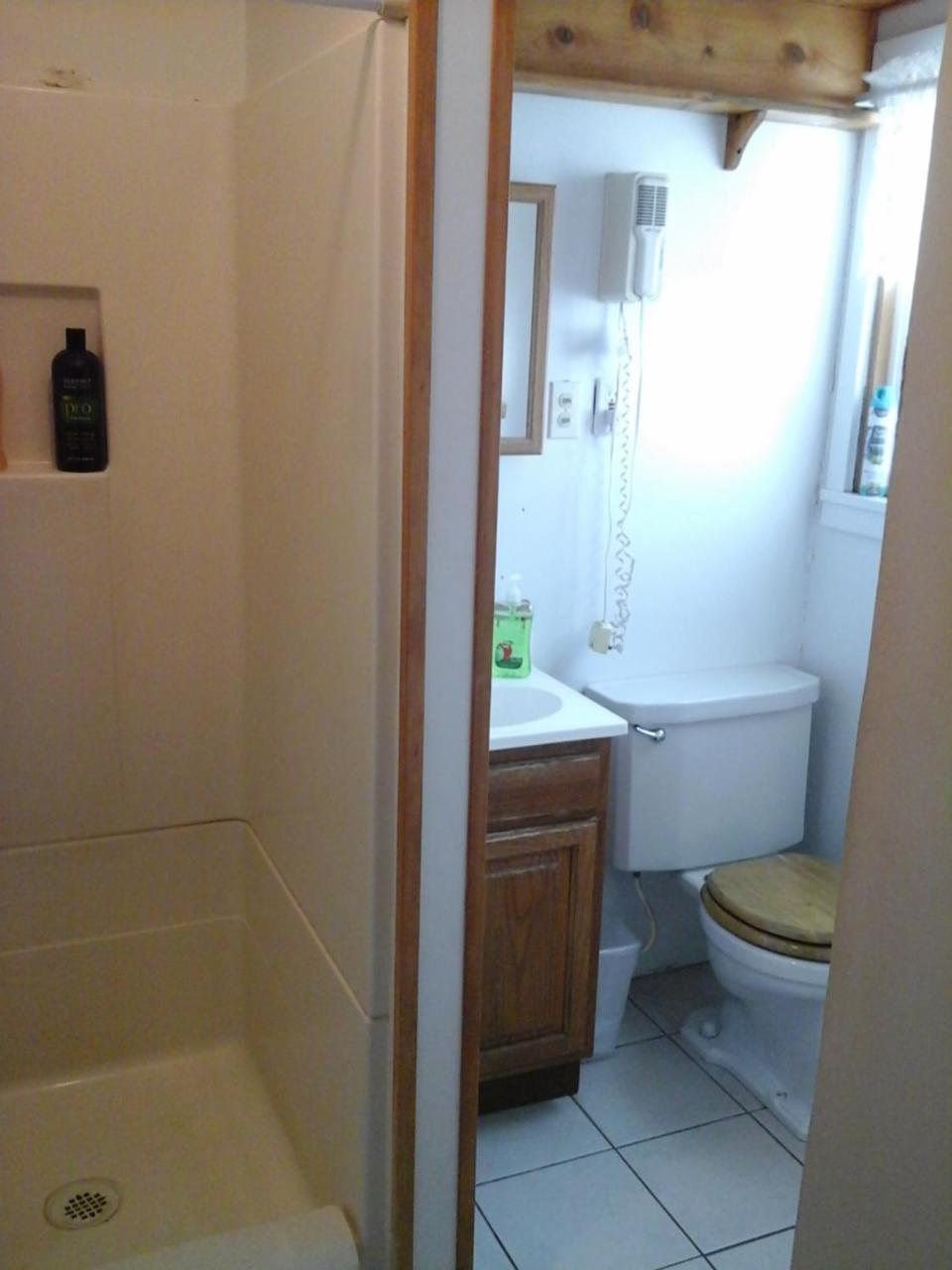 River Bend Motel Llc Spray Екстериор снимка