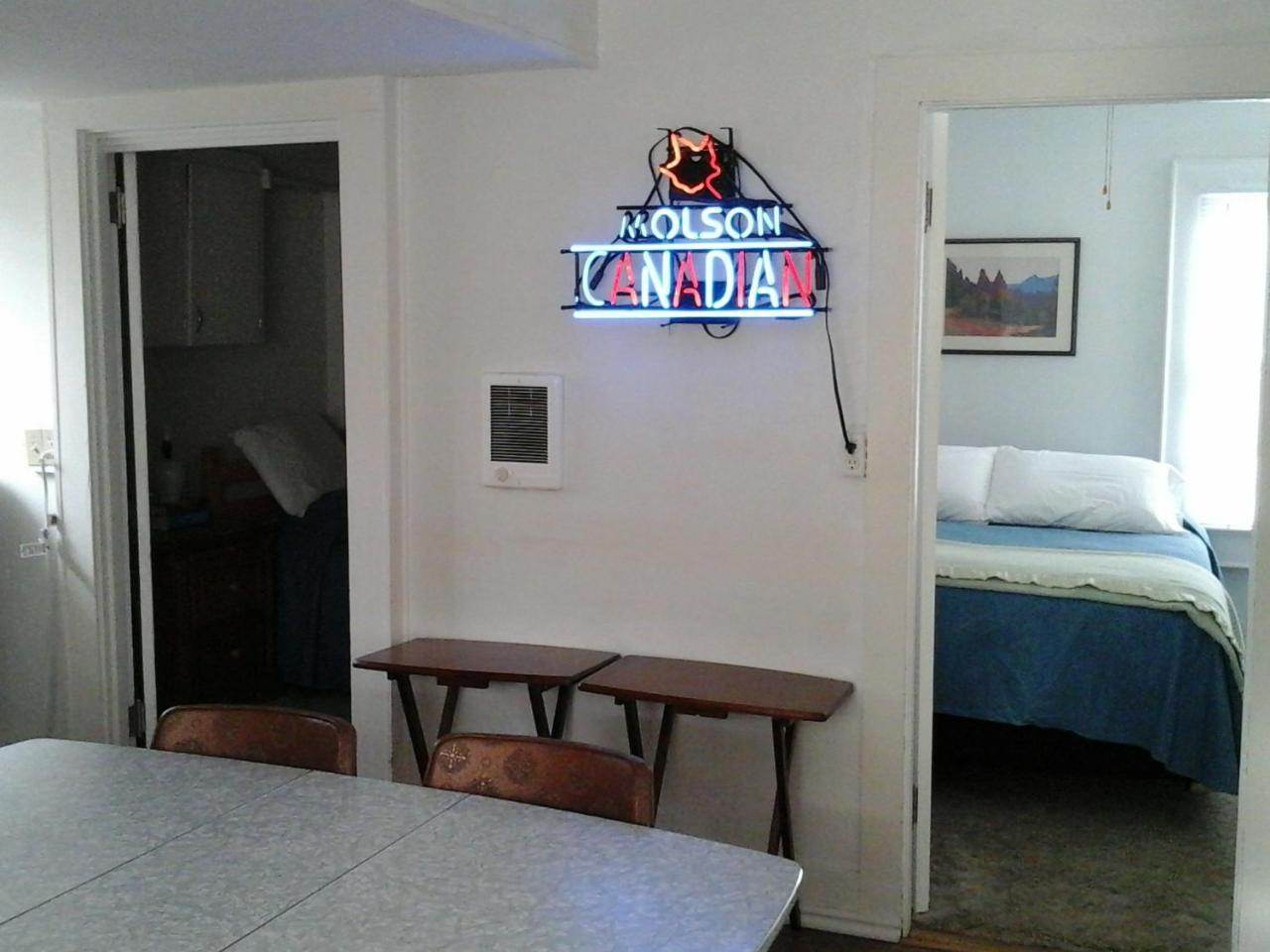 River Bend Motel Llc Spray Екстериор снимка